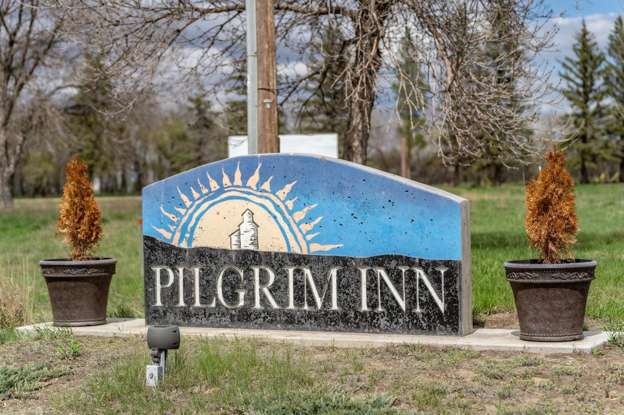 Caronport Pilgrim Inn מראה חיצוני תמונה